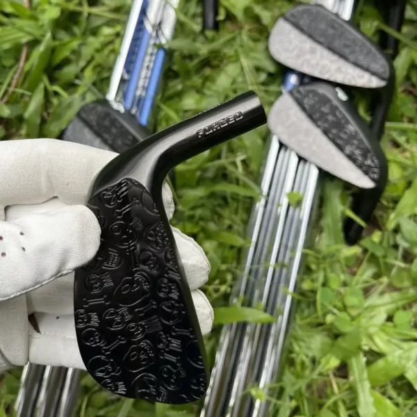 New Calong Golf Skull MB Forged Irons - Image 3